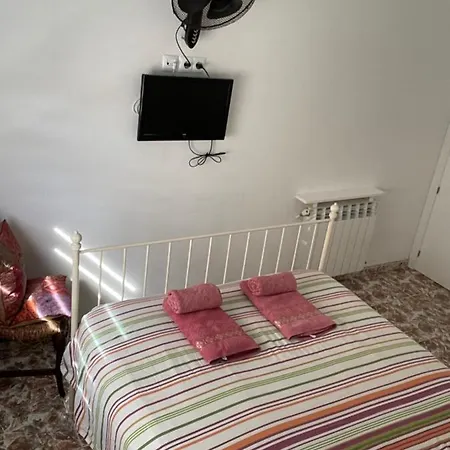 Habitación en casa particular Isabel De Espacio Flores Sitges