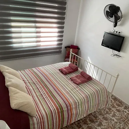 Isabel De Espacio Flores Habitación en casa particular Sitges